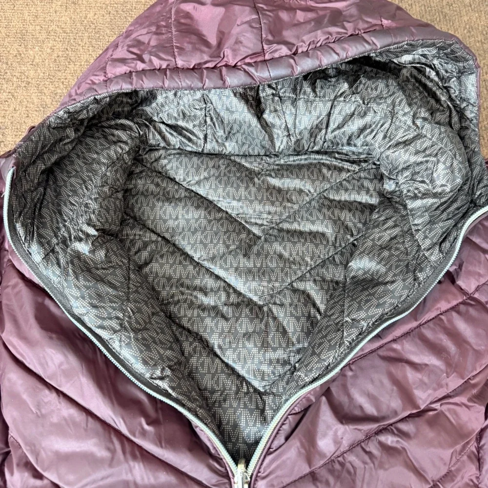 Michael Kors Womens Plum Purple Chevron Quilted‎ Hooded Puffer Jacket Coat MK A-